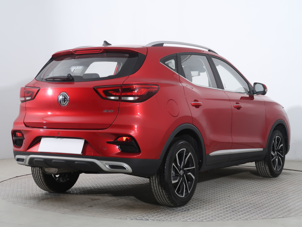 MG ZS SUV