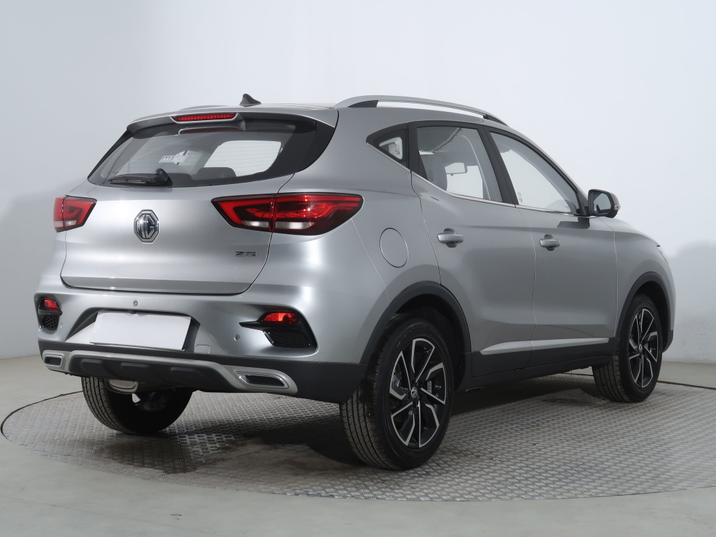 MG ZS SUV