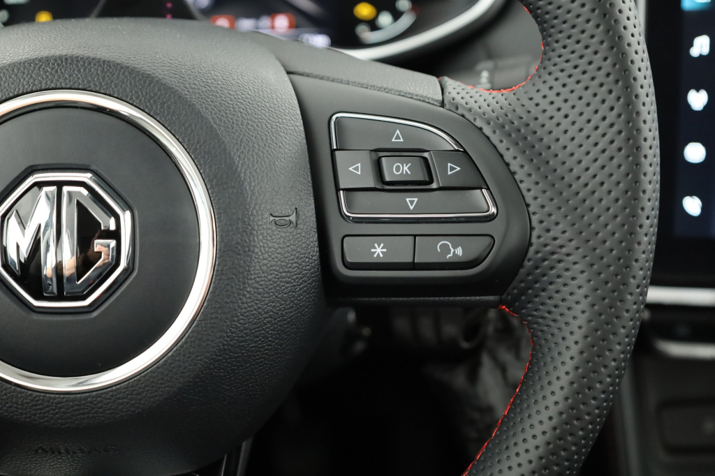 MG ZS SUV