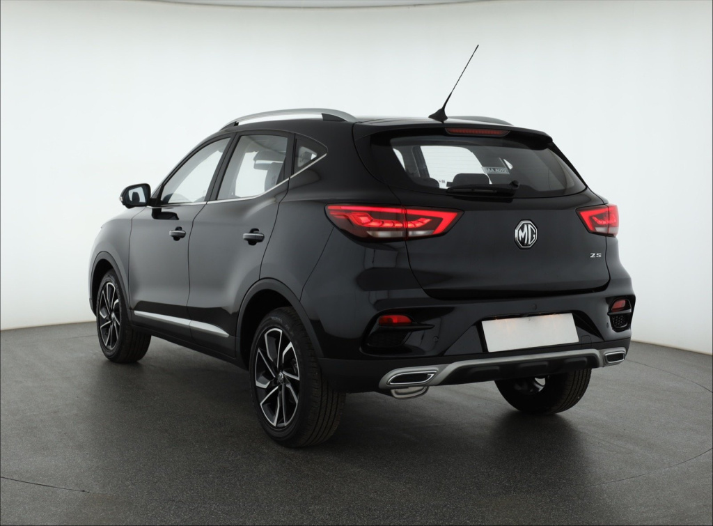 MG ZS SUV