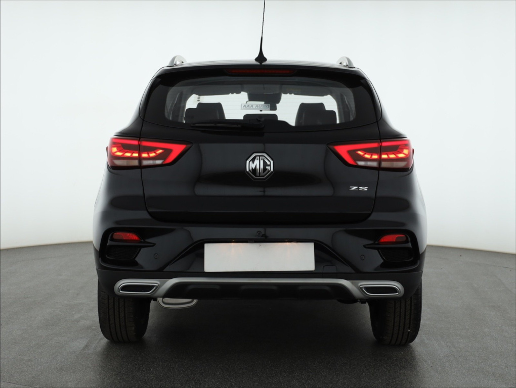 MG ZS SUV
