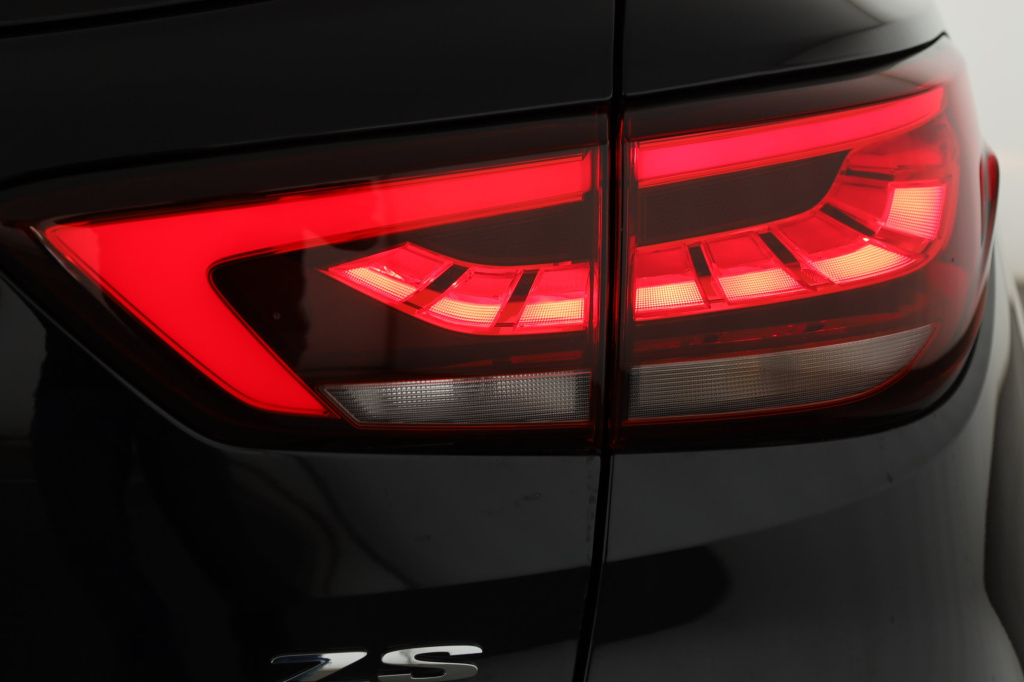 MG ZS SUV