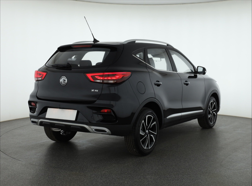 MG ZS SUV