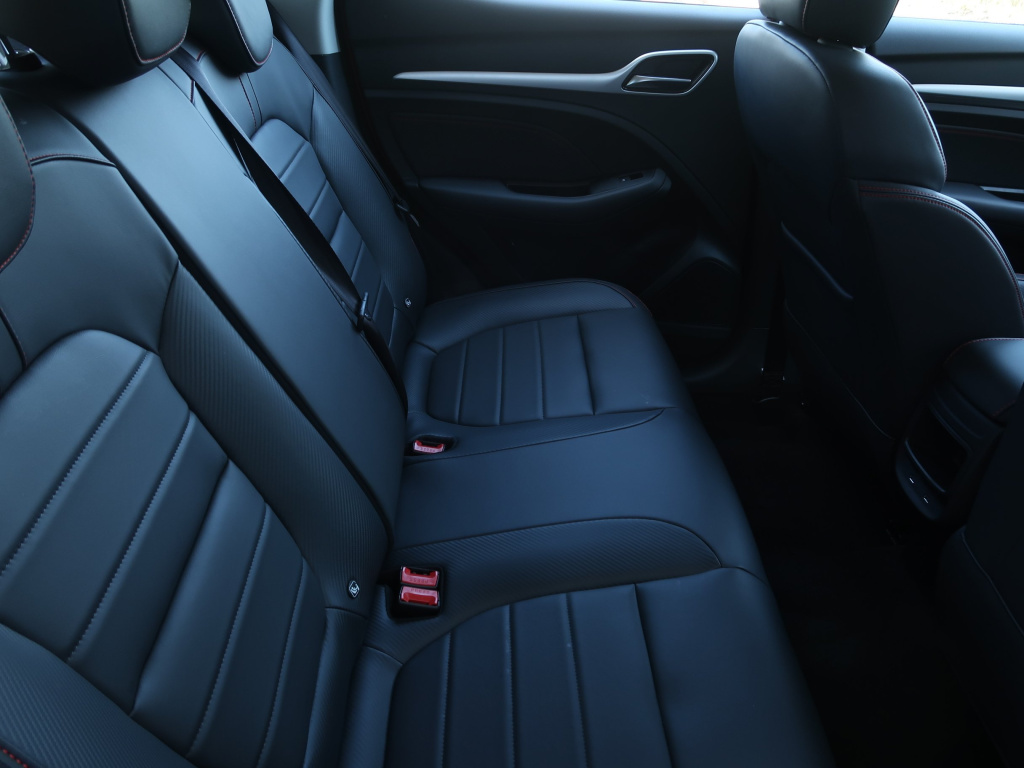 MG ZS SUV