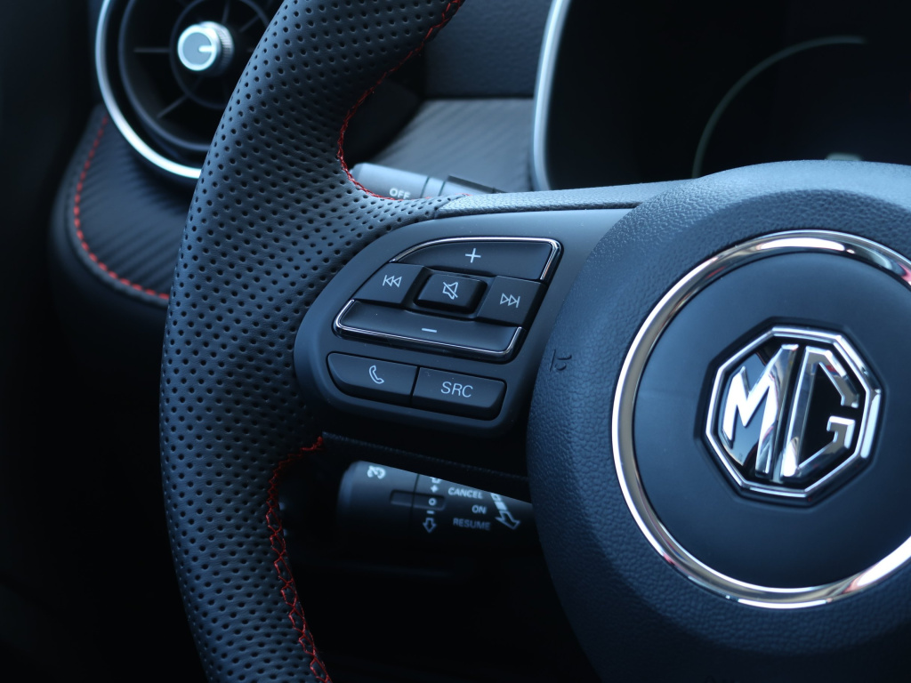 MG ZS SUV