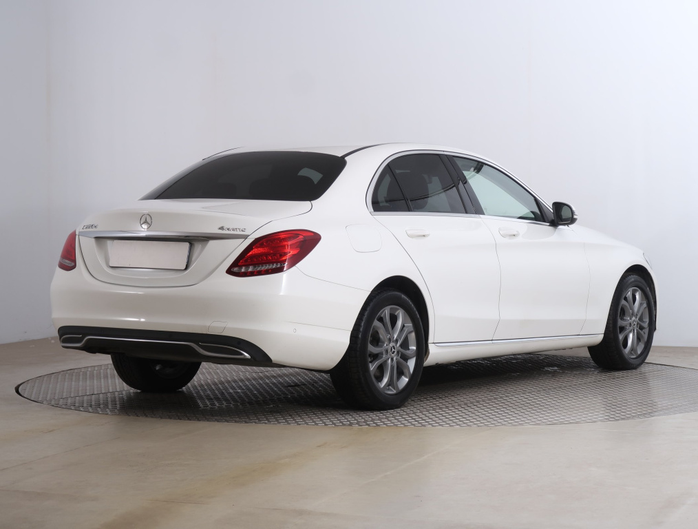 Mercedes-Benz C