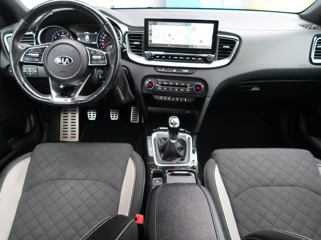 Kia ProCeed