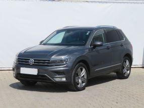 Volkswagen Tiguan - 2016