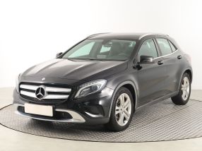 Mercedes-Benz GLA - 2016