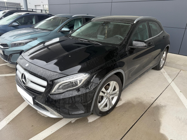 Mercedes-Benz GLA 2016