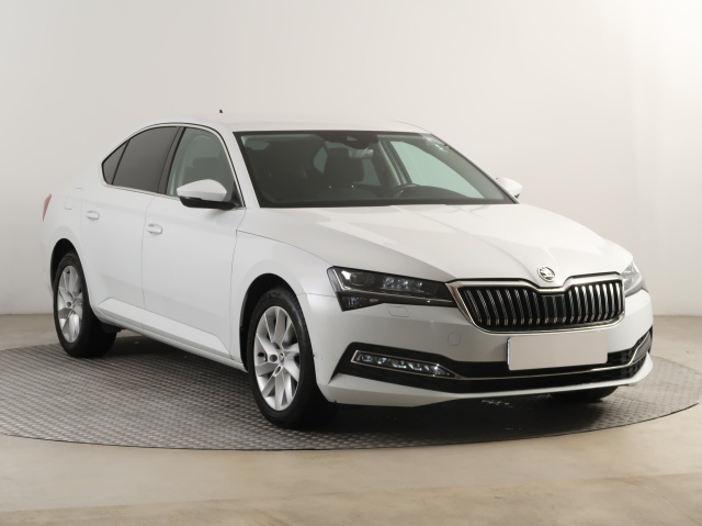 Škoda Superb 2022