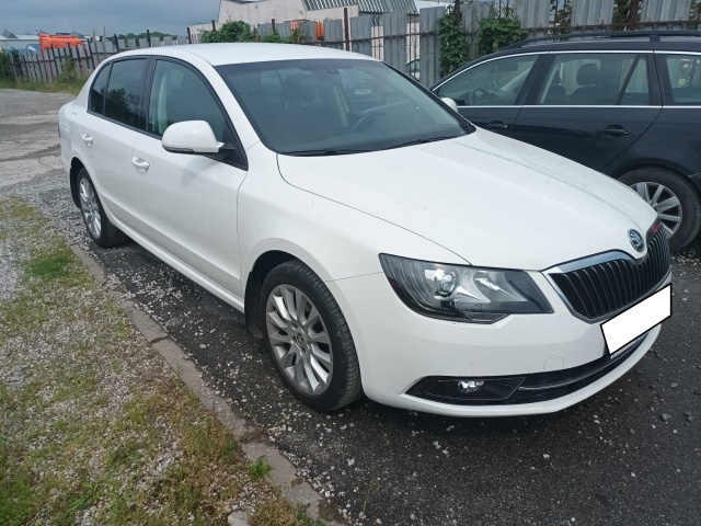 Škoda Superb 2014