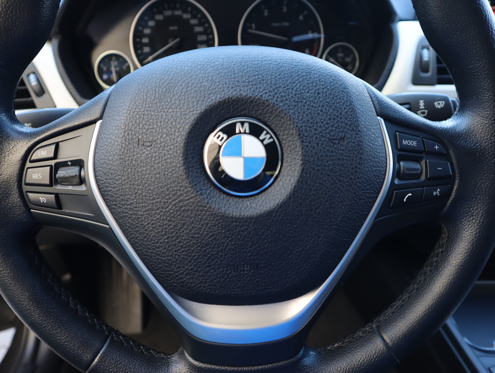 BMW 3