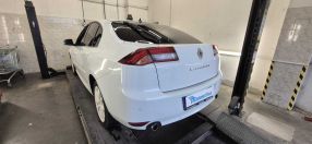 Renault Laguna - 2012