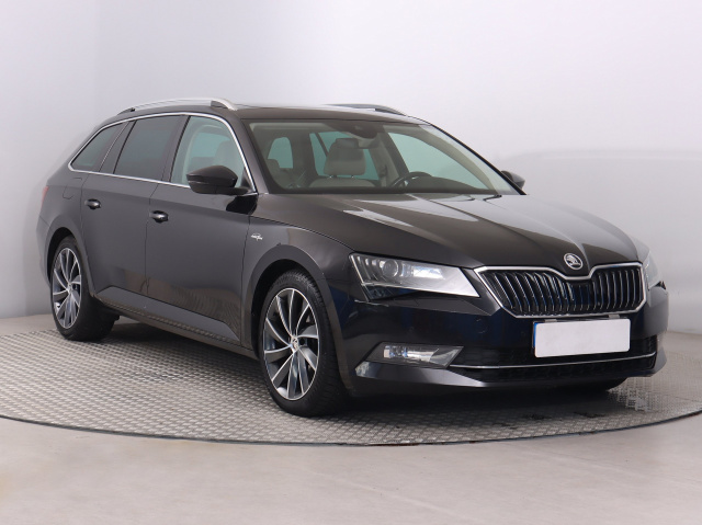 Škoda Superb 2016