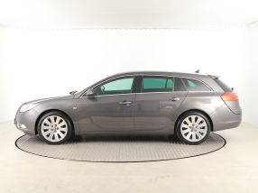 Opel Insignia - 2011