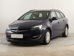 Opel Astra - 2013