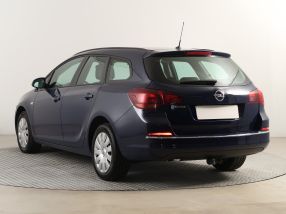 Opel Astra - 2013