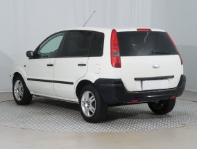 Ford Fusion - 2005