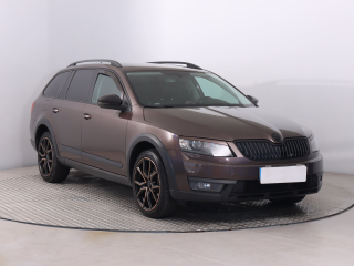 Škoda Octavia Scout, 2015