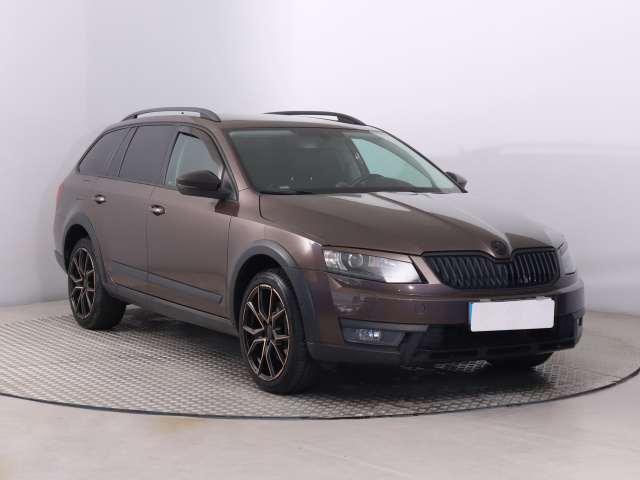 Škoda Octavia Scout 2015