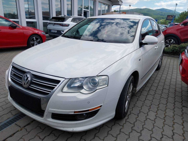 Volkswagen Passat 2010