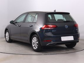 Volkswagen Golf - 2017
