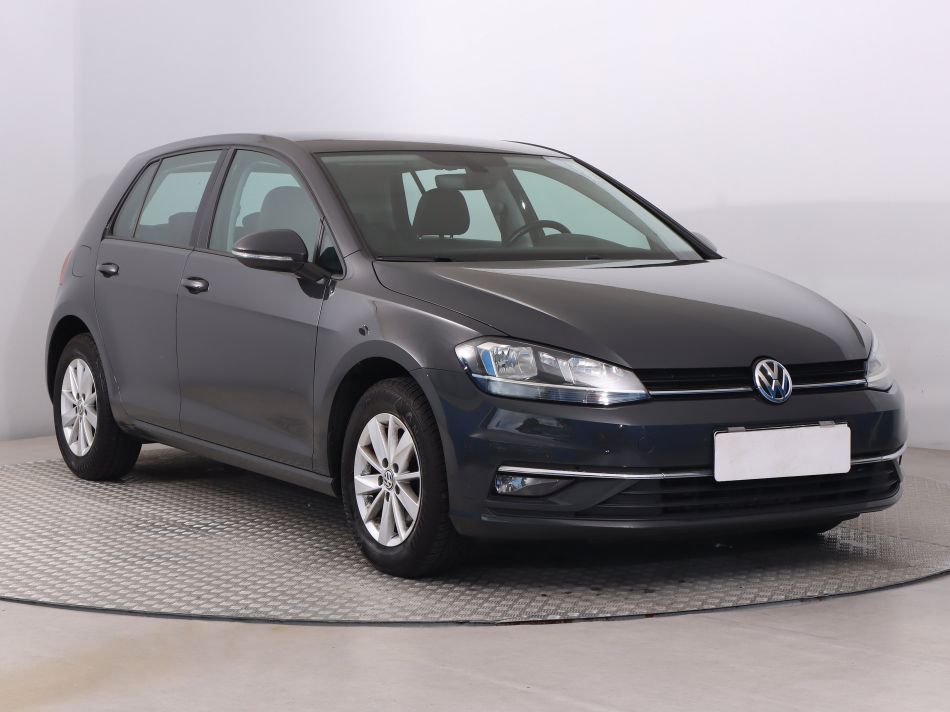 Volkswagen Golf - 2017