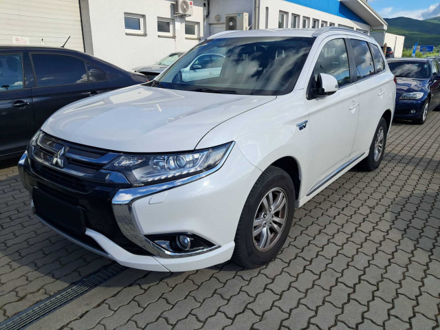 Mitsubishi Outlander 2015