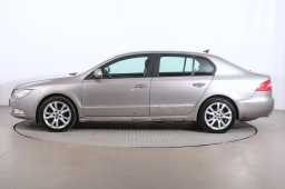 Škoda Superb 2013