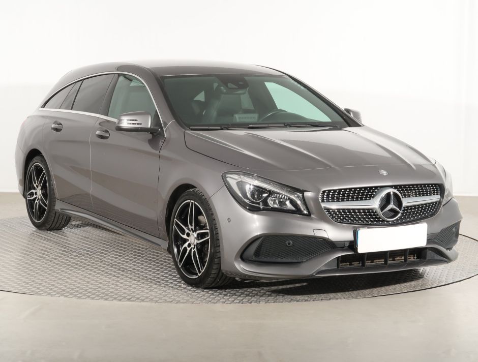 Mercedes-Benz CLA - 2016
