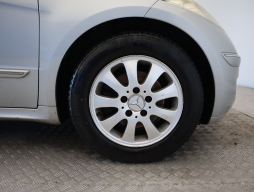 Mercedes-Benz A 2004