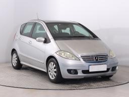Mercedes-Benz A 2004 Hatchback strieborná 26