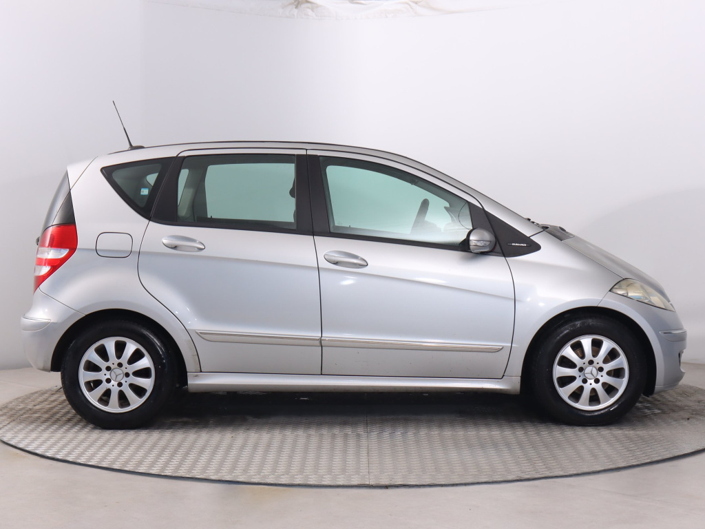 Mercedes-Benz A