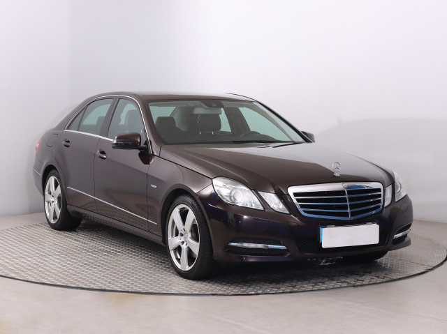 Mercedes-Benz E 2011