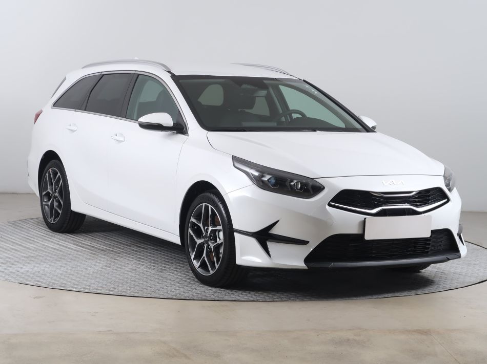Kia Ceed - 2025