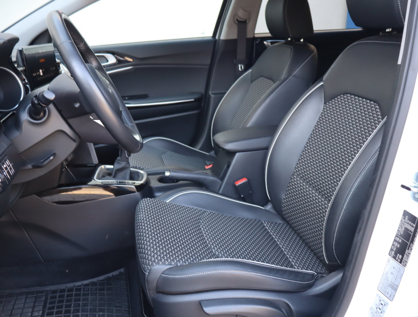 Kia Ceed, 2025