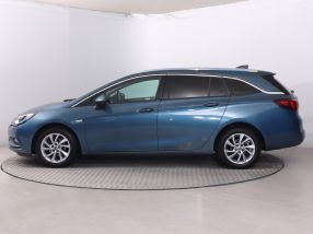 Opel Astra - 2017