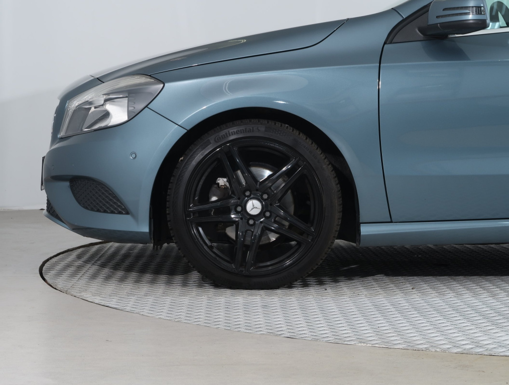 Mercedes-Benz A