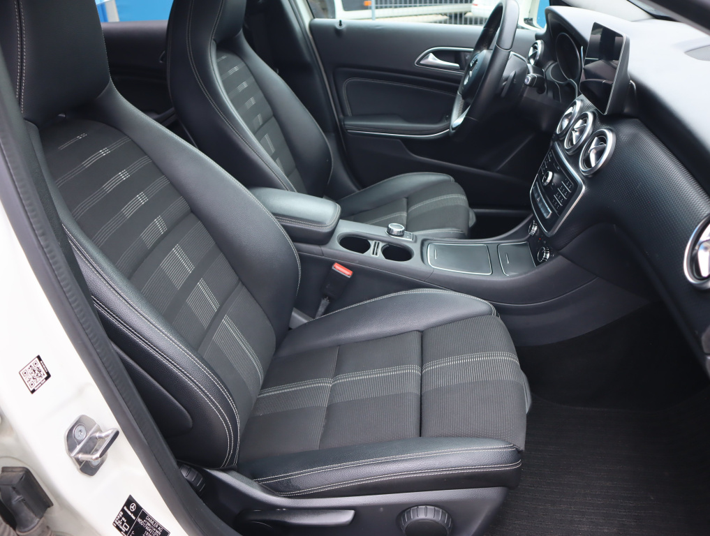 Mercedes-Benz A