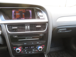 Audi Allroad A4 2013