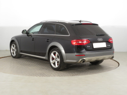 Audi Allroad A4 2013