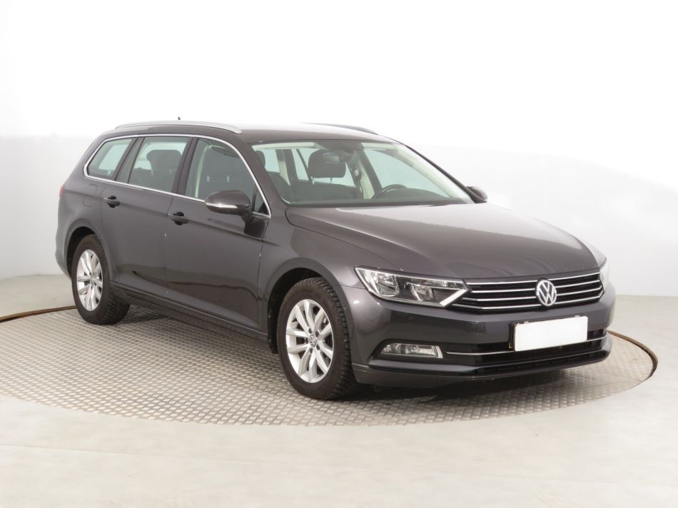 Volkswagen Passat - 2019
