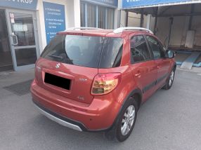 Suzuki SX4 - 2012
