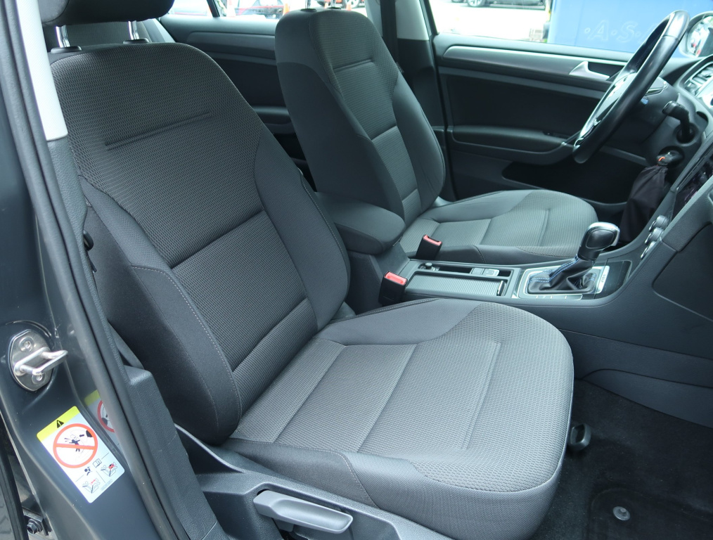 Volkswagen e-Golf