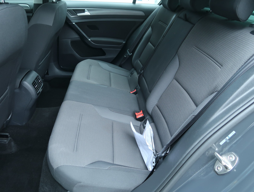 Volkswagen e-Golf