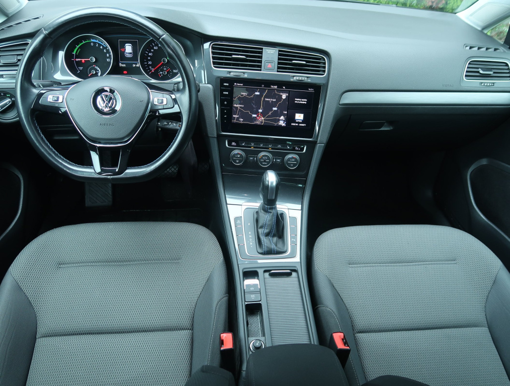 Volkswagen e-Golf