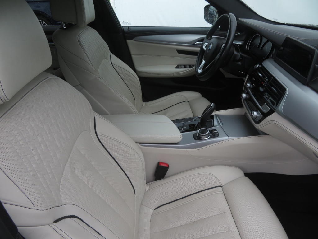BMW 5