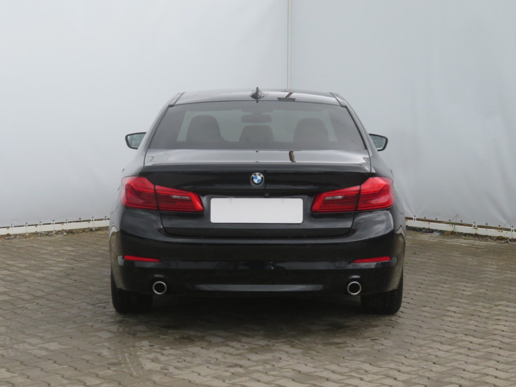 BMW 5