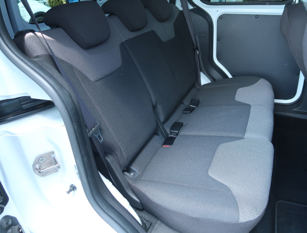 Ford Transit Courier
